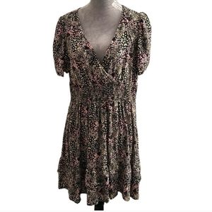 Xhilaration floral plus size dress. Size XXL(0120)